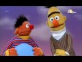 Bert en Ernie - Het is een cirkel